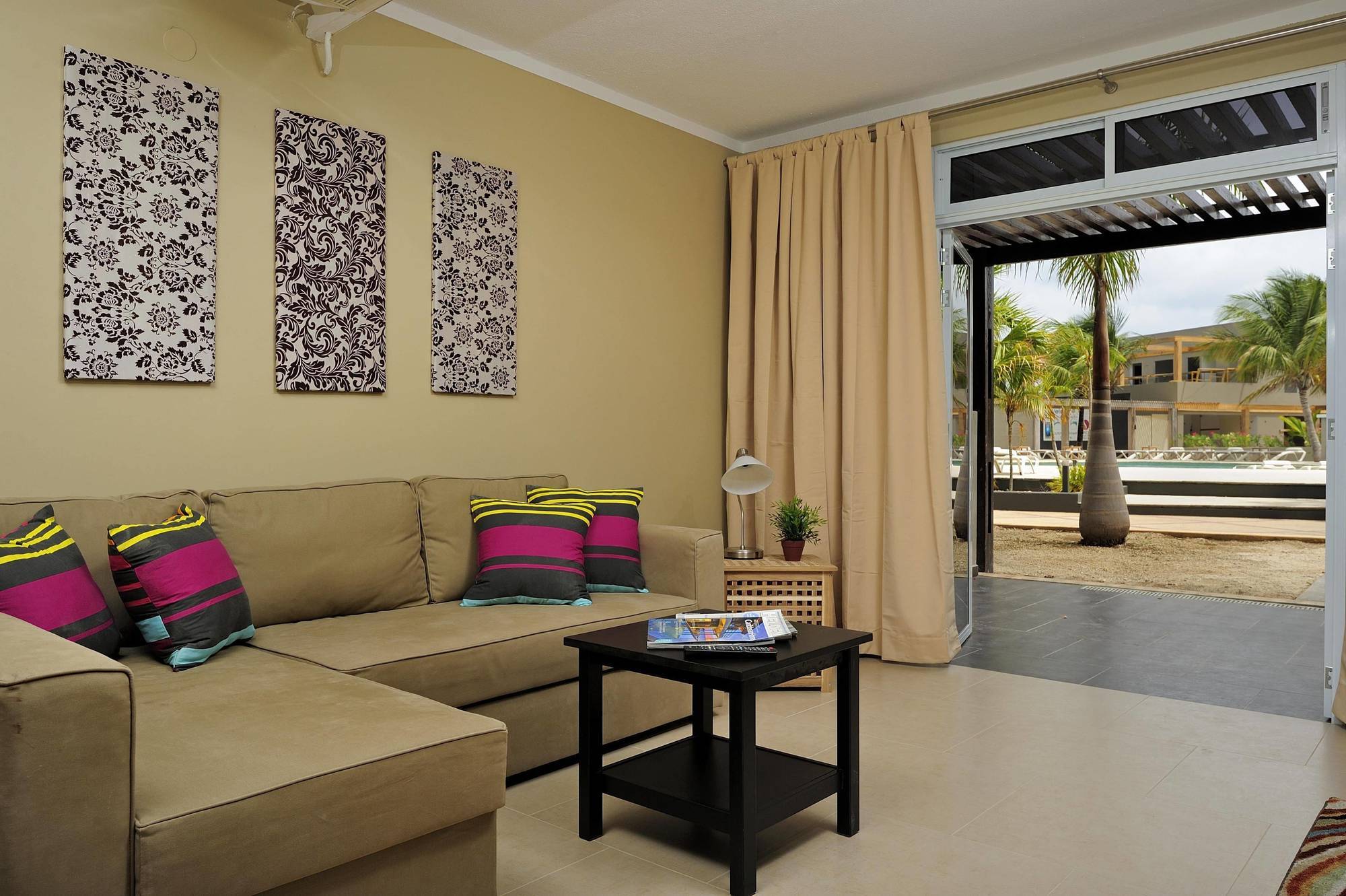 Eden Beach Resort - Bonaire Kralendijk  Exterior foto